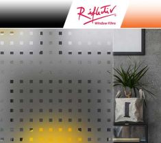 Pellicola smerigliata quadrati trasparenti da 20 mm